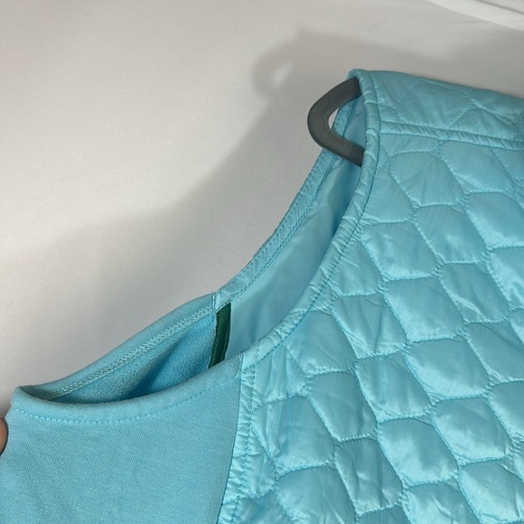 L.L Bean Bright Blue Lightweight Insulated Puffer Vest - Picture 3 of 7